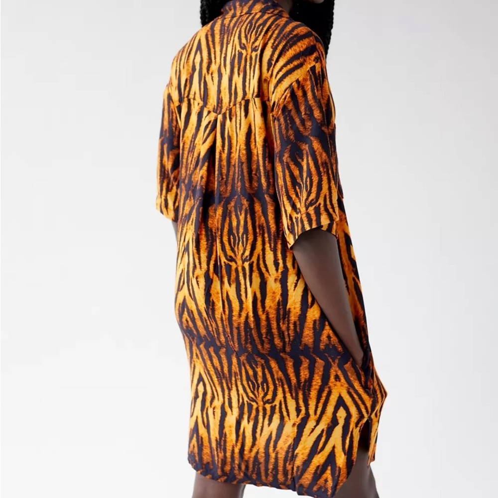 Urban Outfitters Dean Printed Shirt Dress NWT Size XS - Picture 4 of 9